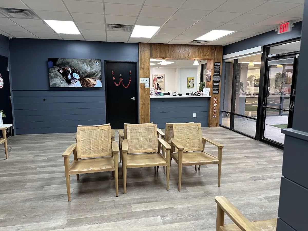 Crown UrgentVet/ Crown Animal Hospital