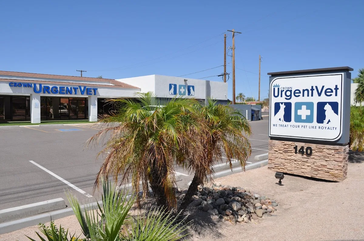 Crown UrgentVet/ Crown Animal Hospital