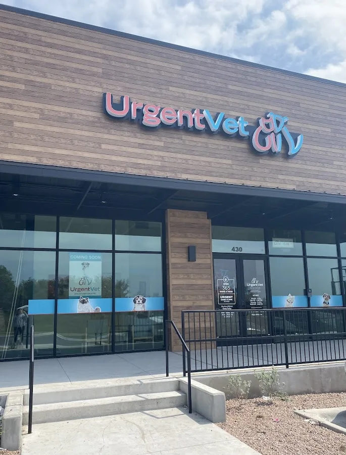 Emergency Animal Hospital: Saucedo Nicole DVM