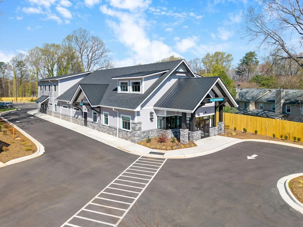 Happy Tails Veterinary Emergency Clinic