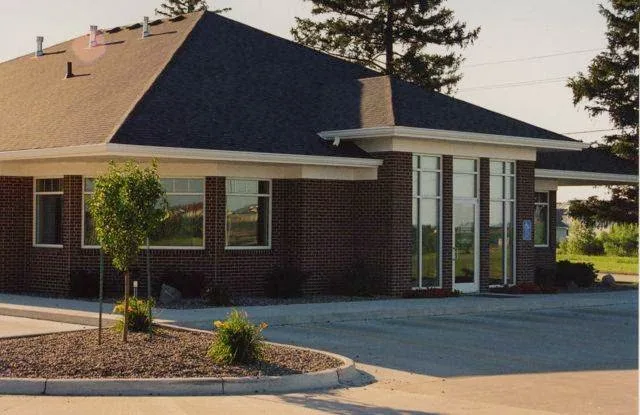 Riordan Pet Hospital: Olds June DVM