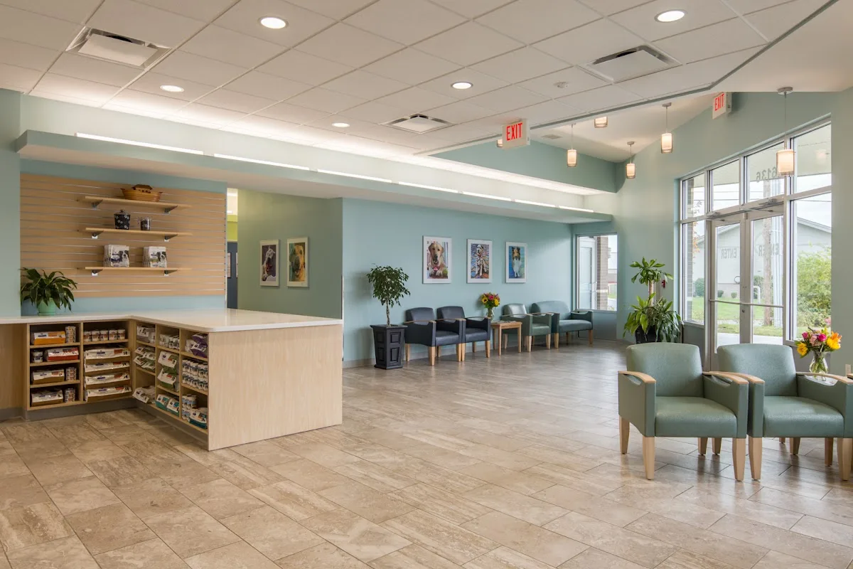 Veterinary Specialty & Emergency Care West - Open 24 Hours